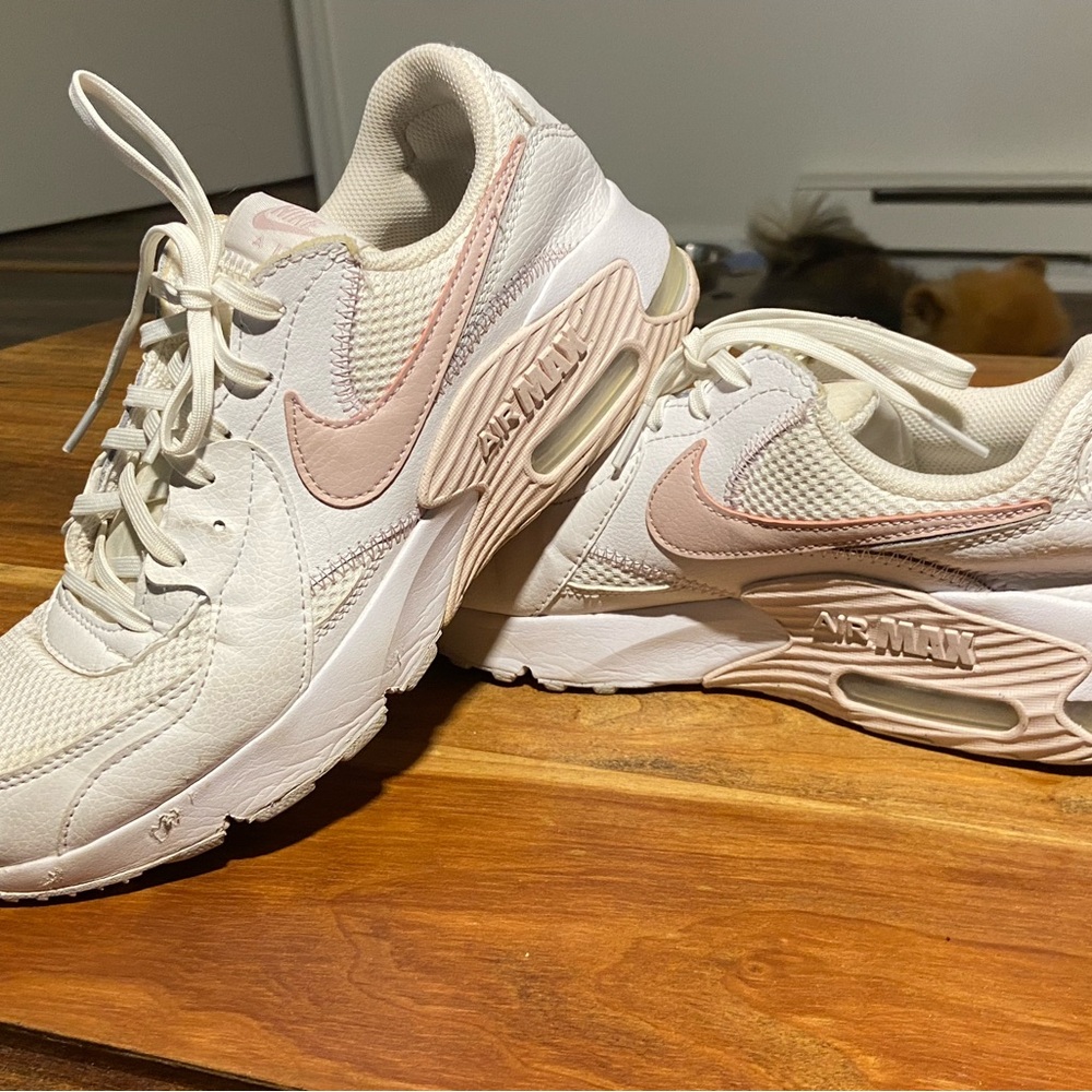 Nike Women's Air Max White and Pink Sneakers